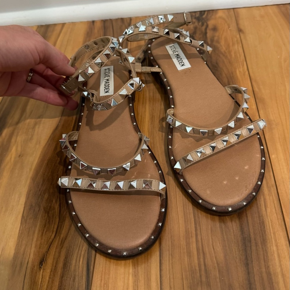 Steve Madden sandals
